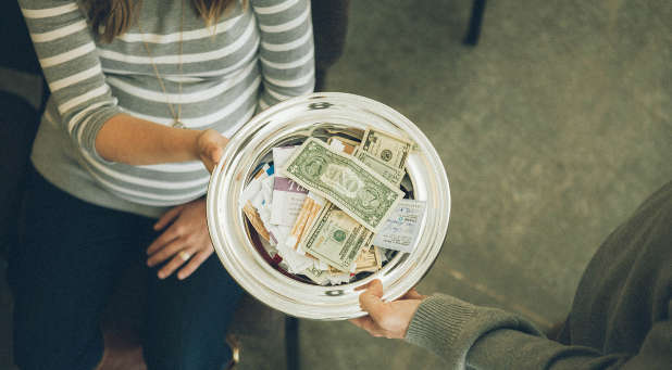 Why are many American churches falling short of reaching their budget goals?